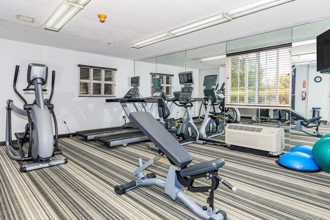 Building Photo - Maverick Station