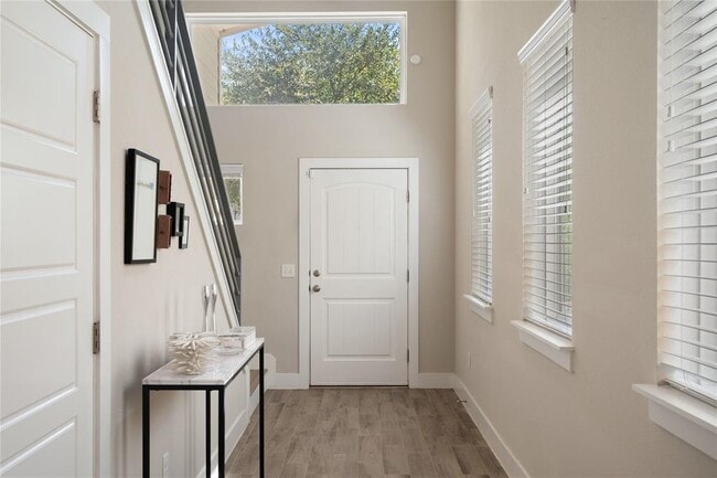 Photo - 7402 Rook St