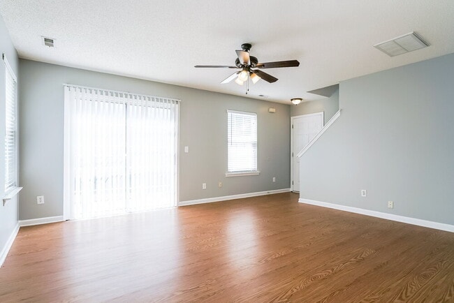 Photo - 8108 Inverbrass Ct