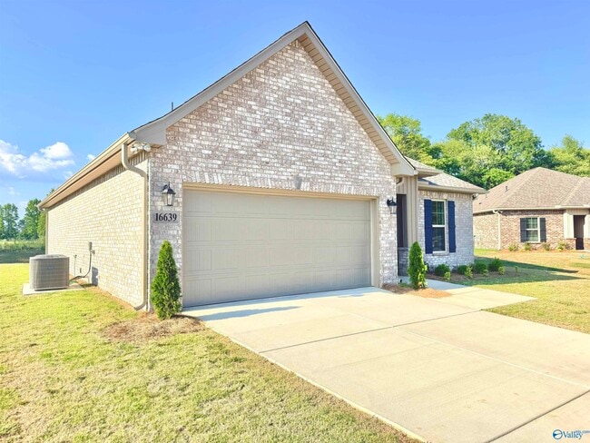Photo - 16639 Aspen Ln