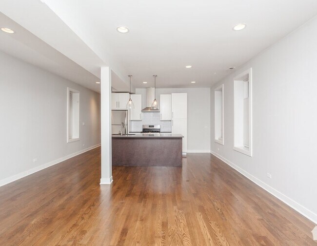 2014 N Wolcott Ave Unidad 1