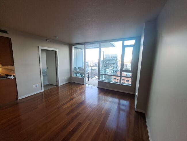 Photo - 1500 SW 11th Ave Unidad 1905