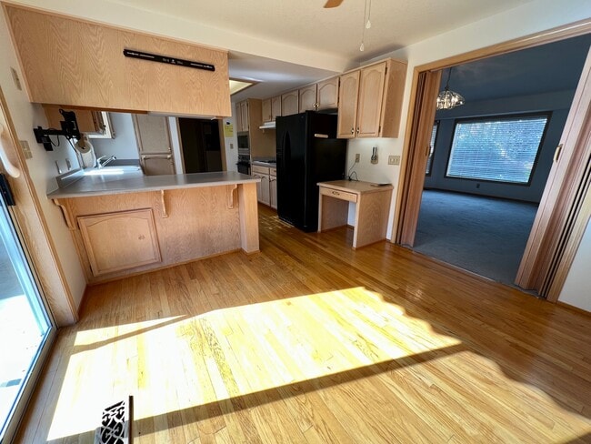 Photo - 1842 Garden Dr