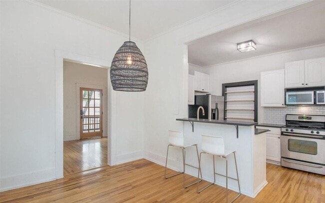 Photo - Adorable 2BR House for Rent!