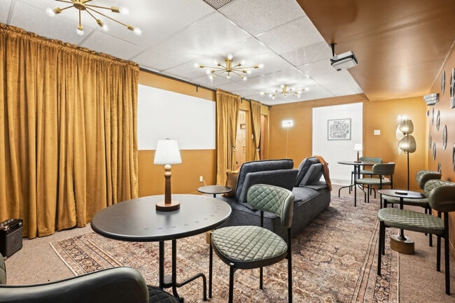 Photo - 8441-8118 118 St NW Unit SI ID1363967P