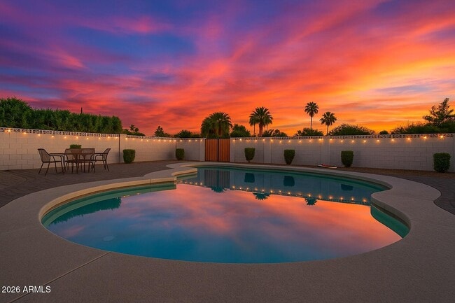 Building Photo - 8513 E Indianola Ave