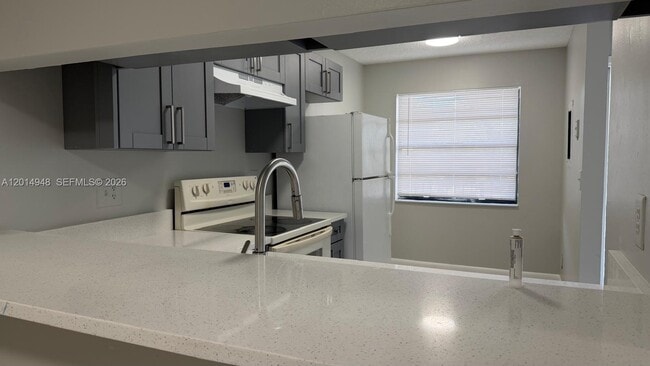 Photo - 4010 Lakeside Dr Unidad 4010