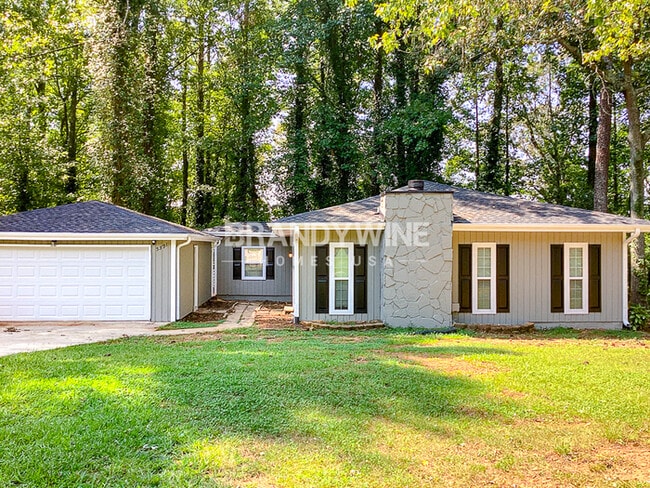 Building Photo - 5391 Hall Cir Rental