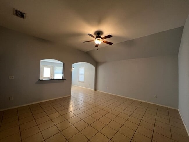 Photo - 811 Bartolome Ln