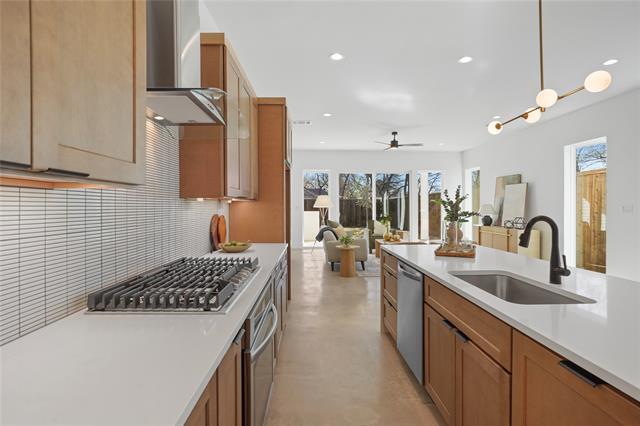 Photo - 5308 Terry St