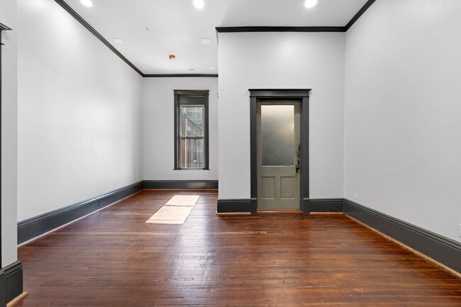 Photo - 719 Bank St NW Unidad 719 Bank St –  3