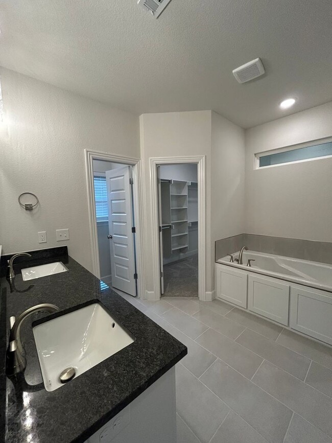 Photo - Beautiful Modern Home in Pea Ridge!