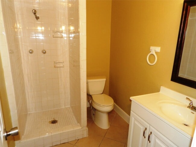 Photo - 2216 Truxillo St Unidad 2