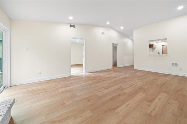 Photo - 820 St Andrews Ct