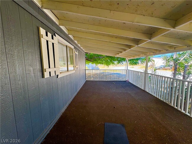 Photo - 1130 N Leslie St
