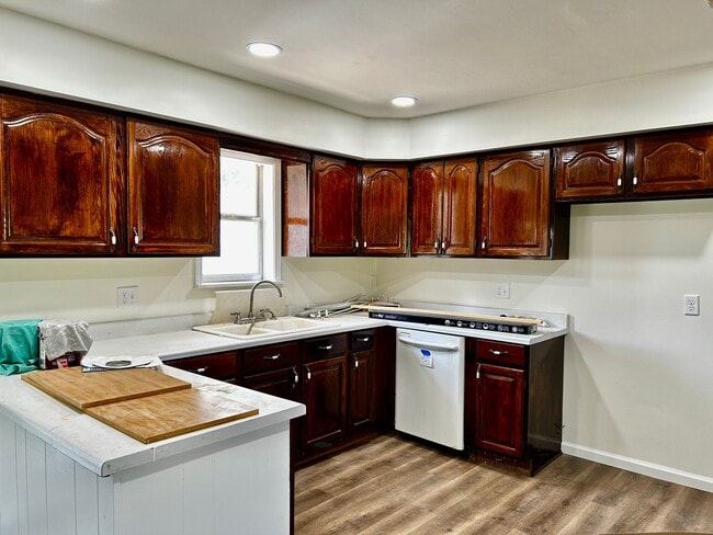 Photo - 1334 State St