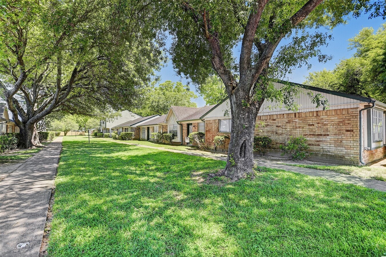 Photo - 1115 Lyric Ln