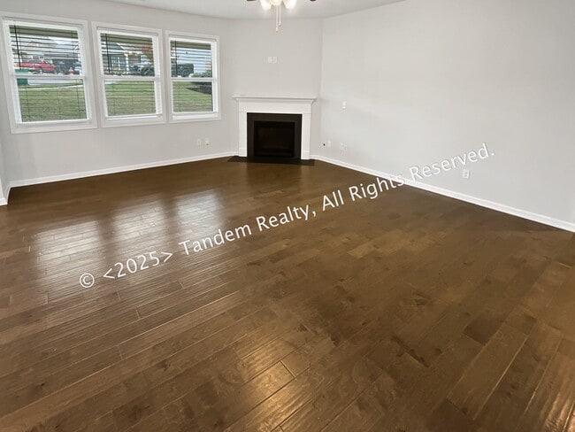 Photo - 8020 Forest Hills Dr