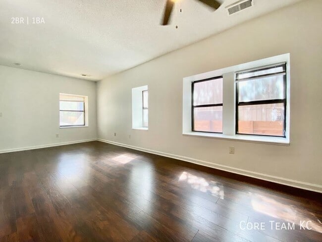 Building Photo - 3225 Harrison St Unit 3234-1B