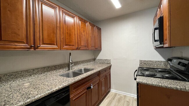 116 E Central Blvd