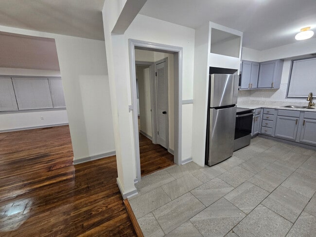 Photo - 4352 Ridgewood Cir