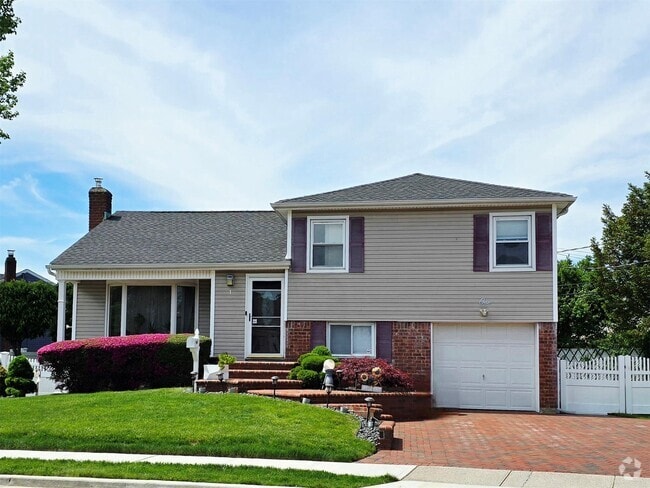 Building Photo - 1 Alderwood Ln Rental