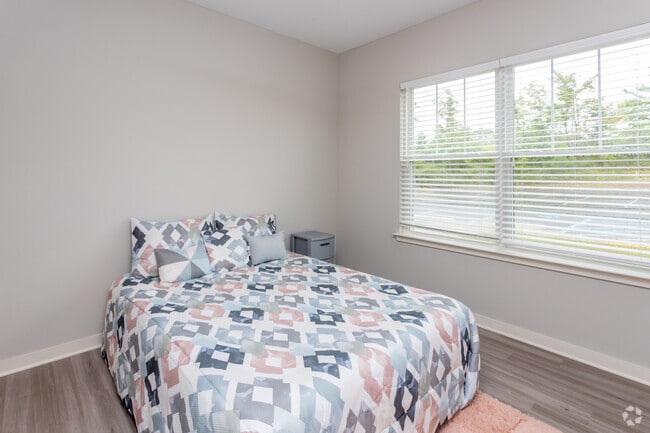 3BR, 2BA - 1,117 SF - Bedroom
