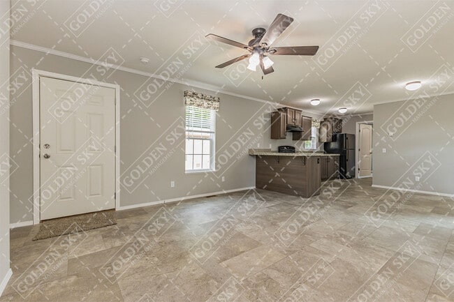Photo - 707 W 15th St