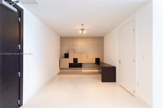 Photo - 200 Biscayne Blvd Way Unit 4512