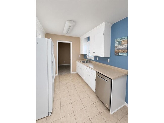 Photo - 6367 Zinnia Ln N