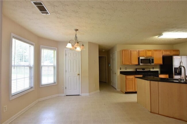 Photo - 3347 Baymount Way