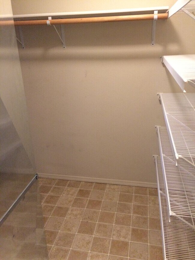 Photo - 2 Bed/1 Bath in 55+ Independent Living Com... Apartamento Unidad 285