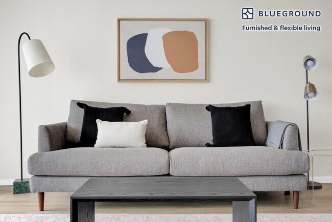 Photo - 10 Emerson Pl Unit FL4-ID499