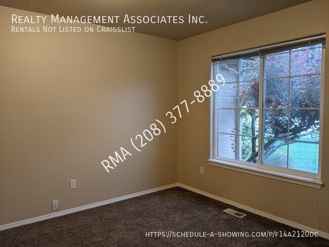 Photo - 13426 W Acorn St