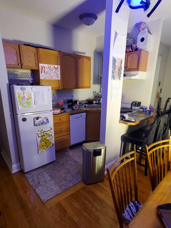 Building Photo - 28 Cedar St Unit A2-4 Rental