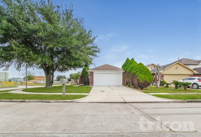 Building Photo - 1016 Deerpass Dr