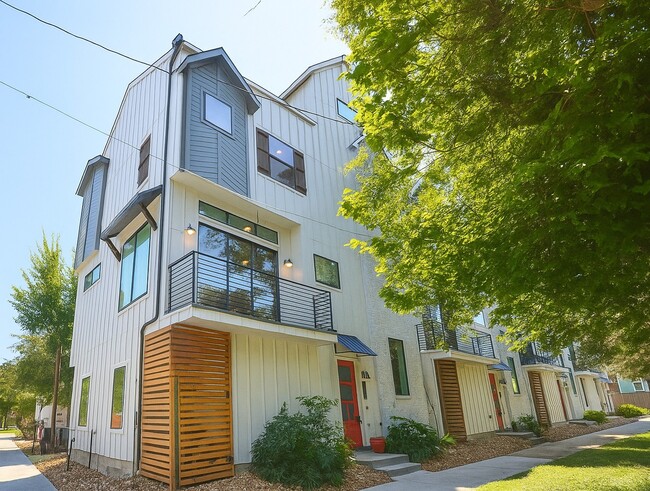Building Photo - 1525 Weber St Rental