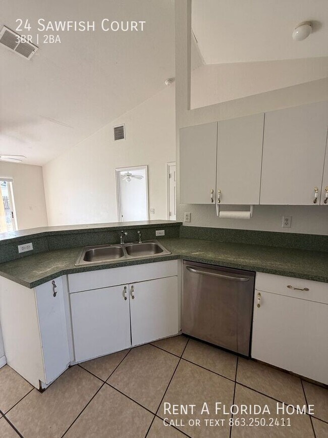 Photo - 24 Sawfish Ct