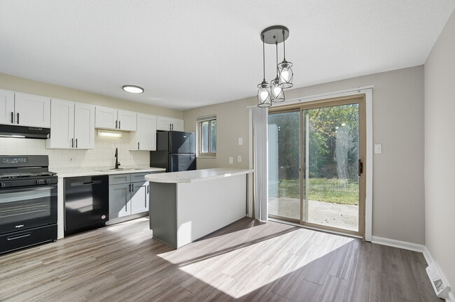 Coventry Court Townhomes