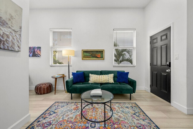 Photo - 1862 6th St Unidad ID1287530P