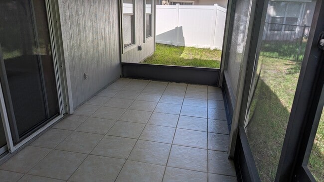 Photo - 963 Beckingham Dr