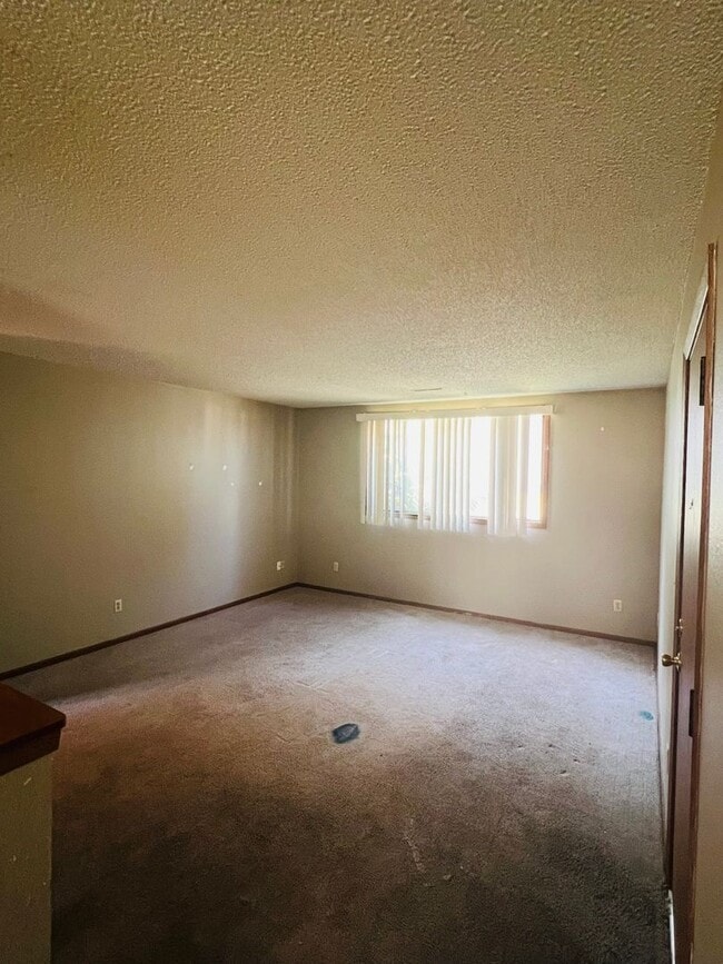 Building Photo - 967 Boston Way Unit 2
