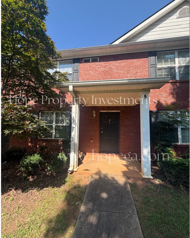 Photo - 5 E Newnan Rd