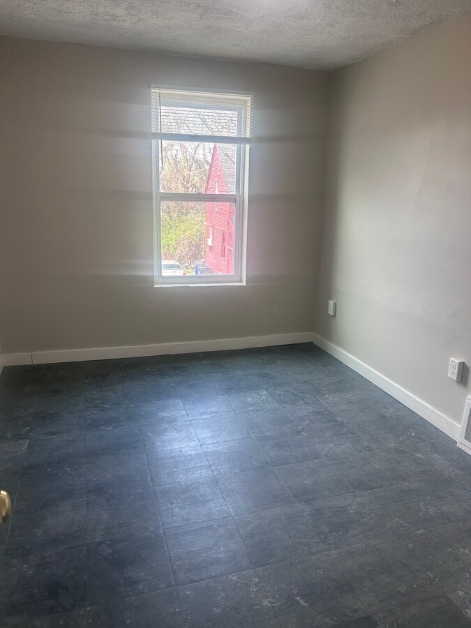 Photo - 2163 E 84th St Unit 4