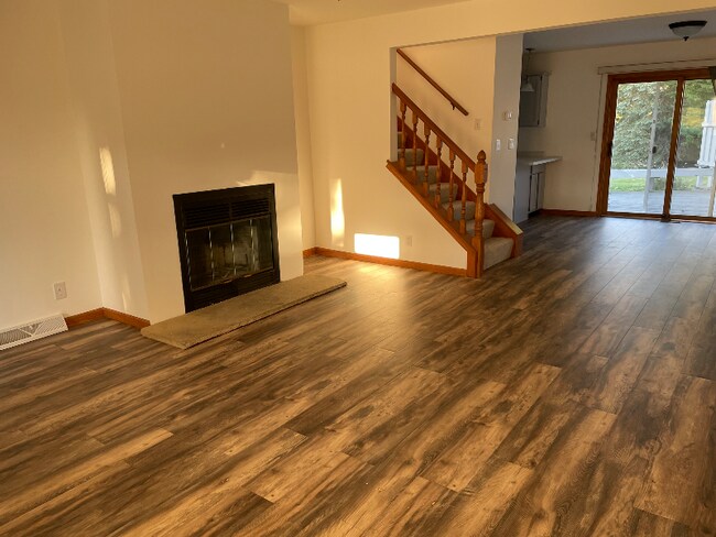 Photo - 560 Foxtail Dr Unit 560 Foxtail Dr.