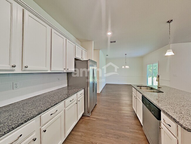 Photo - 3007 Creek Village Ln