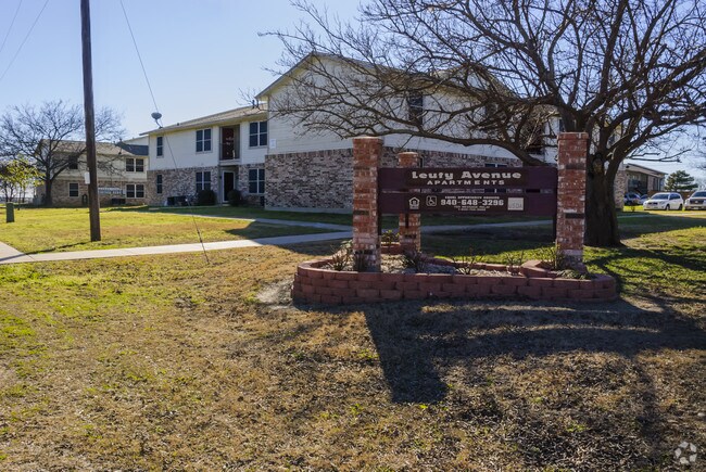Luety Ave Apartments - Luety Ave Apartments