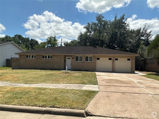 Building Photo - 5919 Ludington Dr Rental