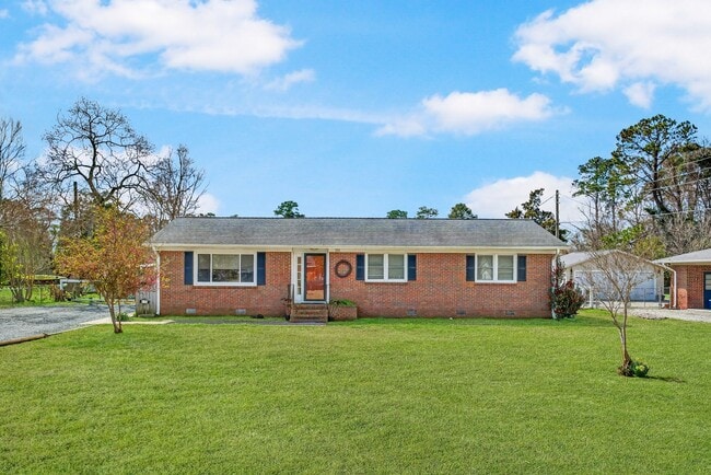 Building Photo - 118 Jamaica Dr