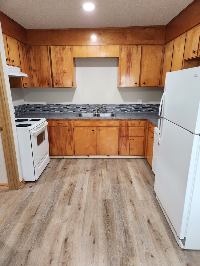 Photo - 13696 Gaffney Ln